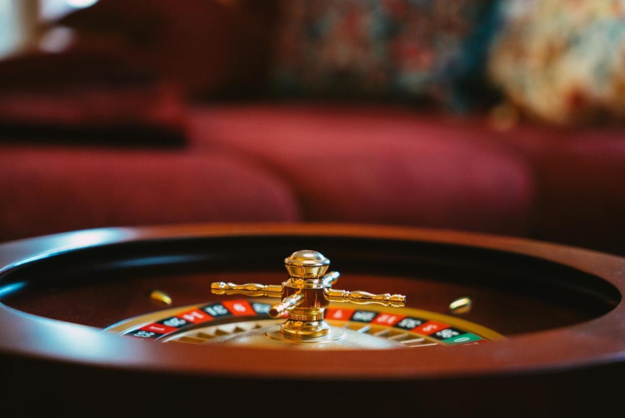 Le Grand Petit Prince - Domaine De Charme - Jacuzzis Privatifs ゲブビレル エクステリア 写真