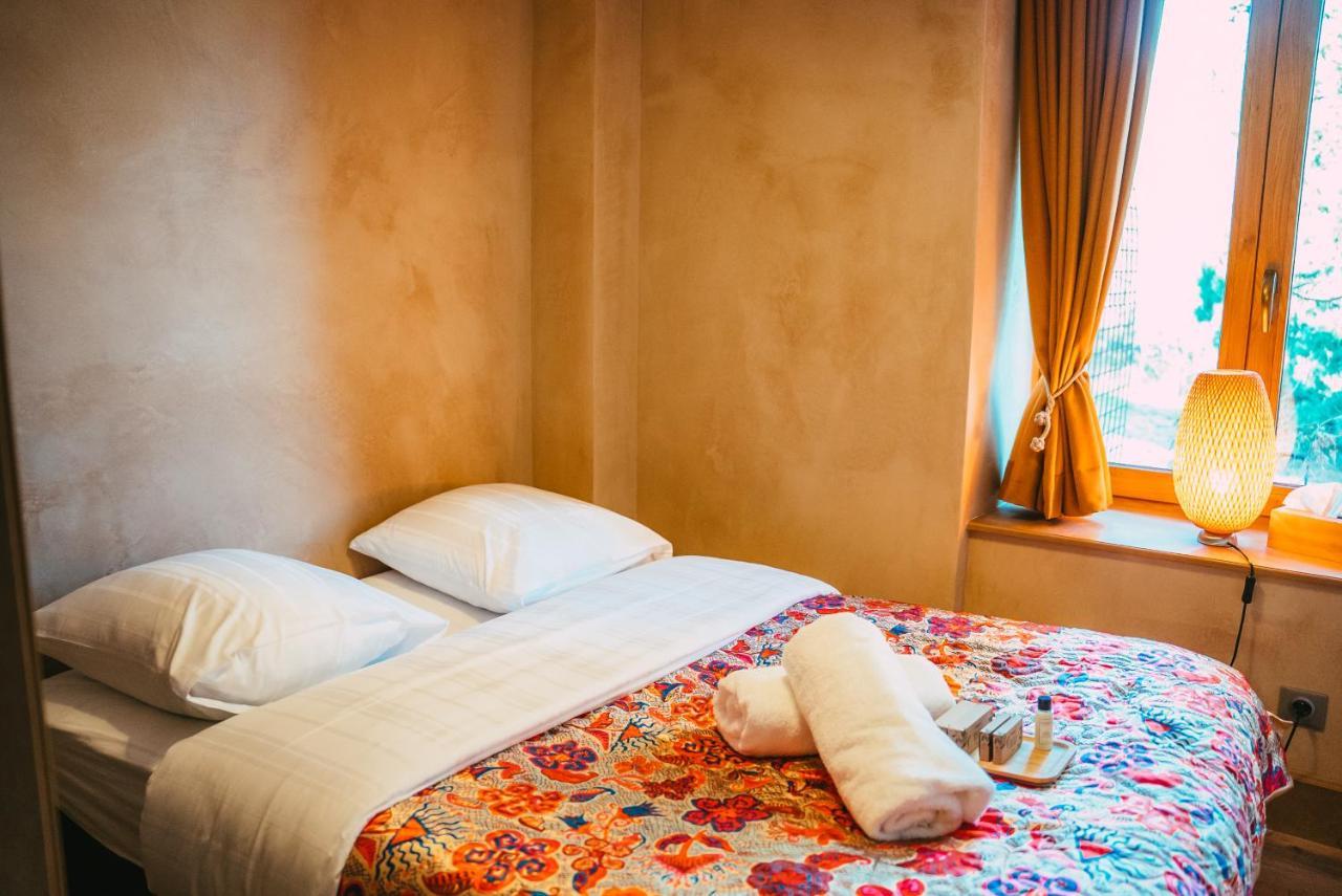 Le Grand Petit Prince - Domaine De Charme - Jacuzzis Privatifs ゲブビレル エクステリア 写真