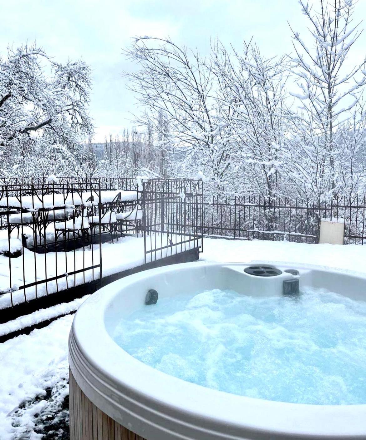 Le Grand Petit Prince - Domaine De Charme - Jacuzzis Privatifs ゲブビレル エクステリア 写真